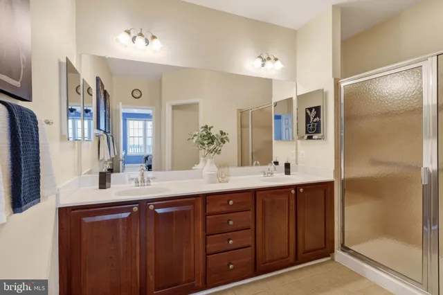 $599,999 | 6920 Netherstone Court, Gainesville, VA 20155