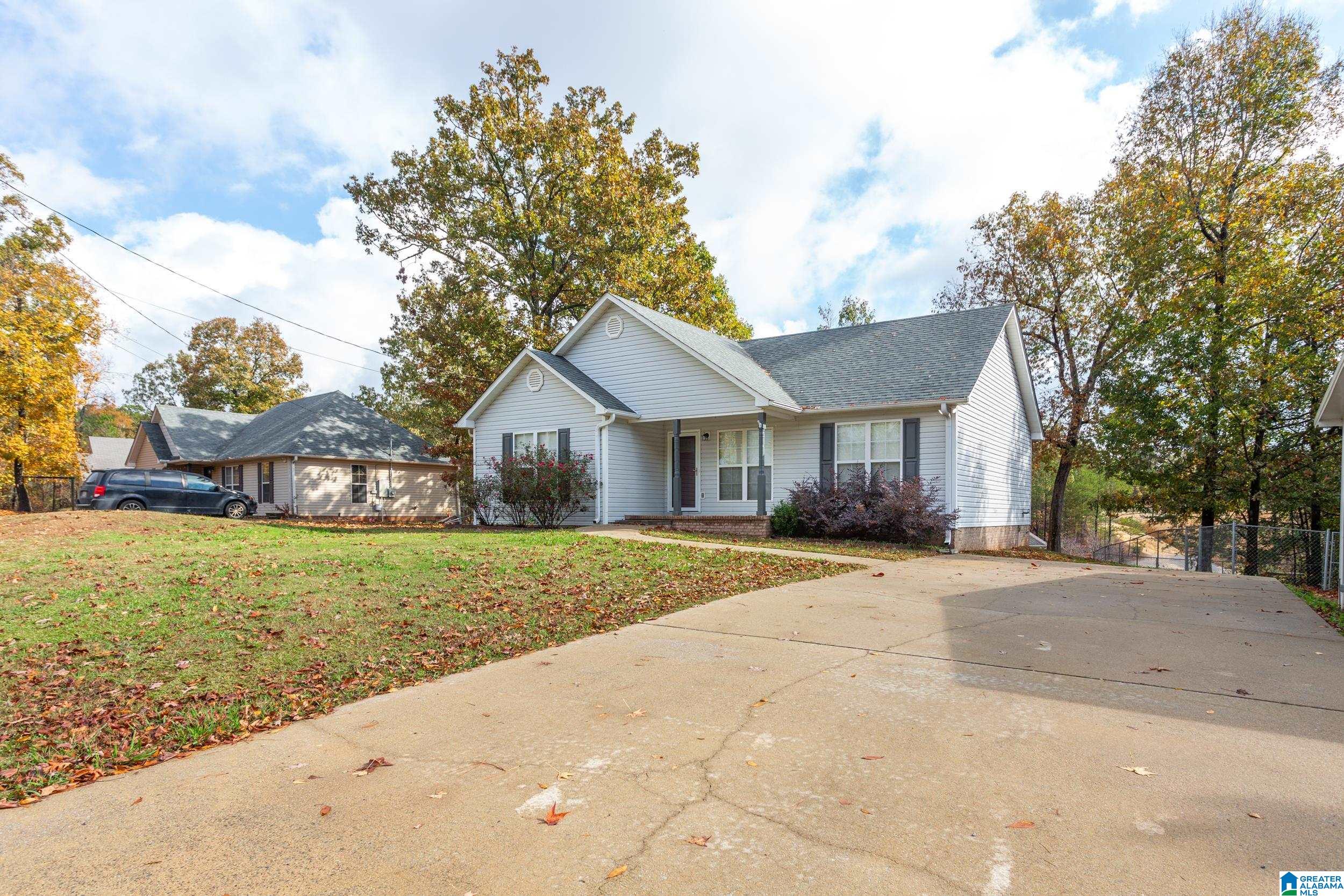 5510 Jean Ridge Lane Odenville, AL 35120 - Photo 3 of 36