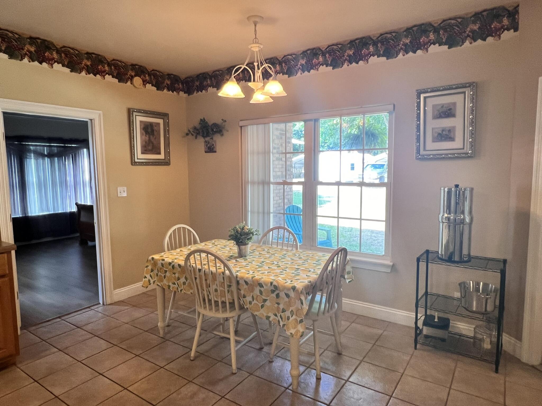 5526 Monterrey Road Crestview, FL 32539 - Photo 5 of 18 IMG_3097