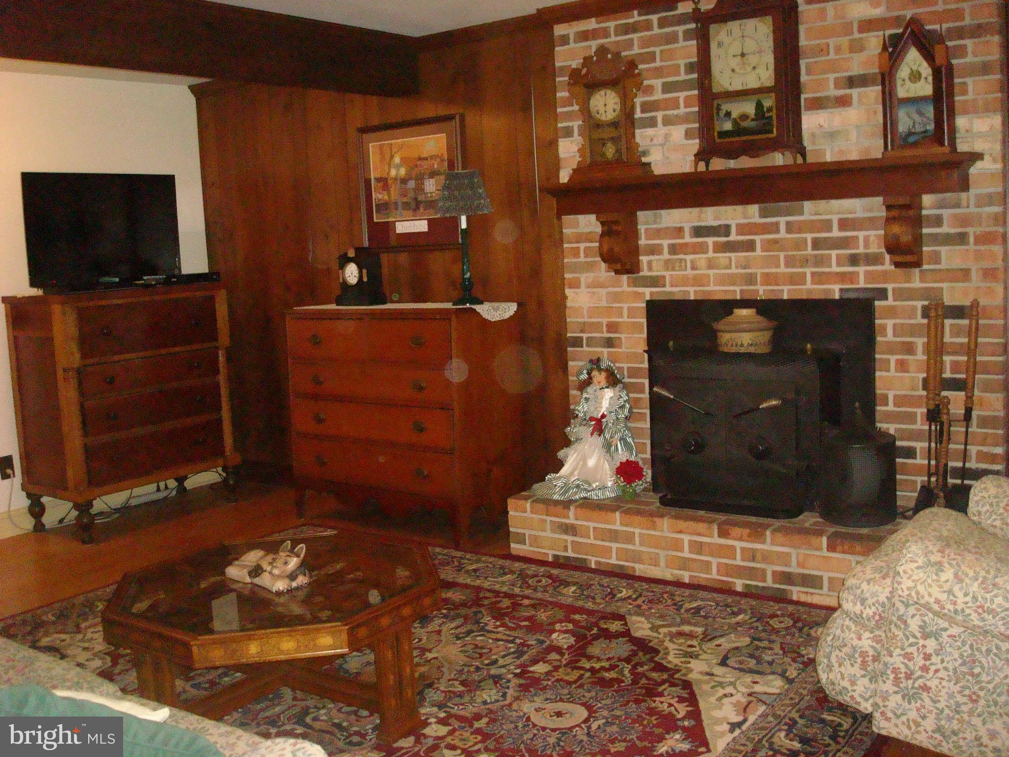 1190 Long Valley Road Westminster, MD 21158 - Photo 5 of 30 Family Room