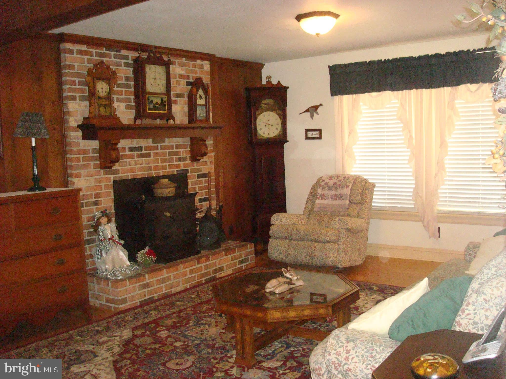 1190 Long Valley Road Westminster, MD 21158 - Photo 6 of 30 Family Room