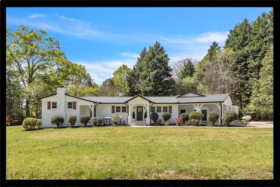 405 Playground Road Walhalla, SC 29691 - Photo 1 of 35