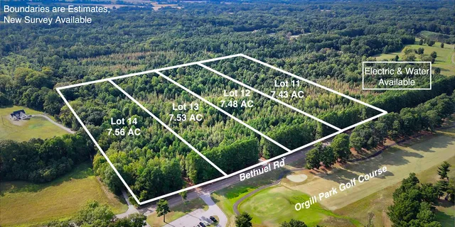 a view of a tennis court