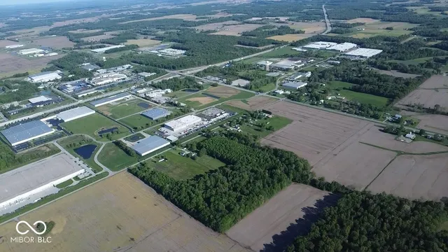 $2,000,000 | 6520 South 300 West, Columbus, IN 47201