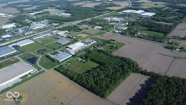 $2,000,000 | 6520 South 300 West, Columbus, IN 47201