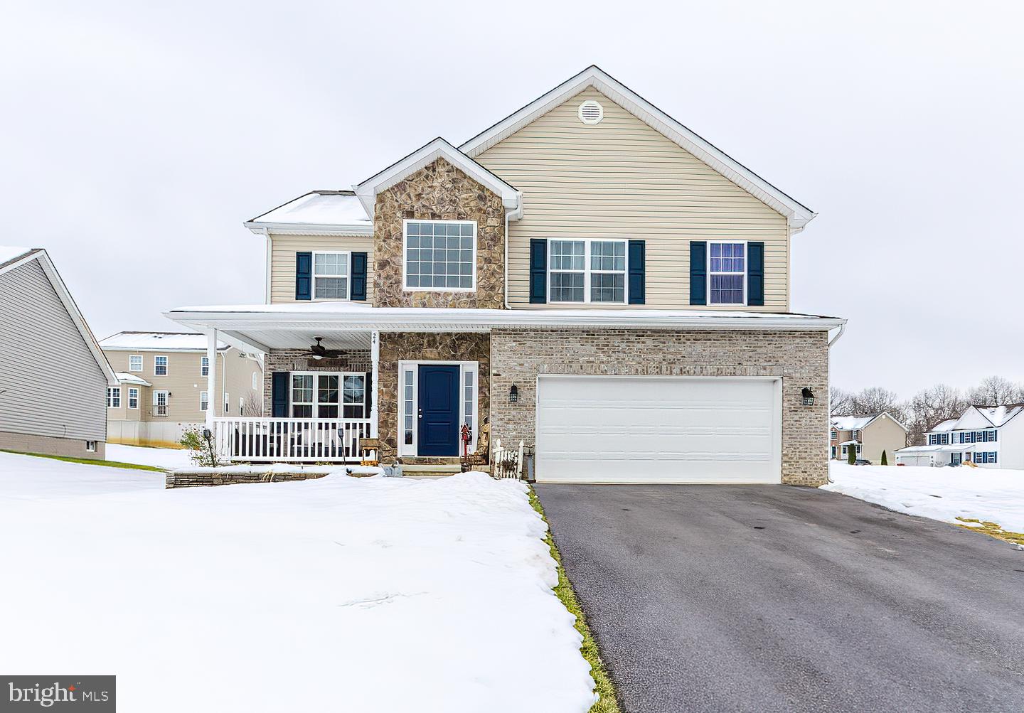 24 Constellation Road Inwood, WV 25428 - Photo 1 of 24
