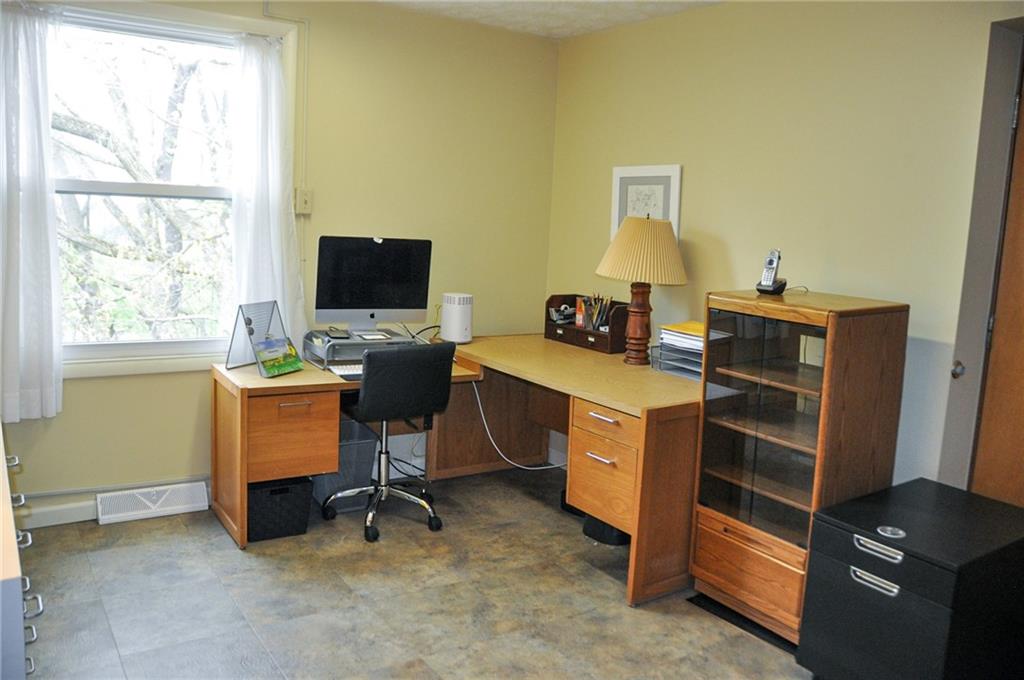 711 Meadowbrook Road Trafford, PA 15085 - Photo 12 of 25 Gallery Image 12