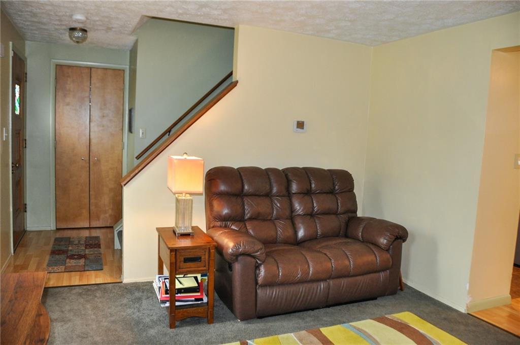 711 Meadowbrook Road Trafford, PA 15085 - Photo 3 of 25 Gallery Image 3
