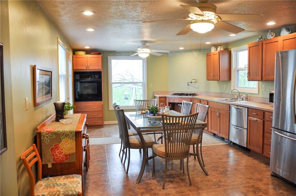 711 Meadowbrook Road Trafford, PA 15085 - Photo 6 of 25 Gallery Image 6