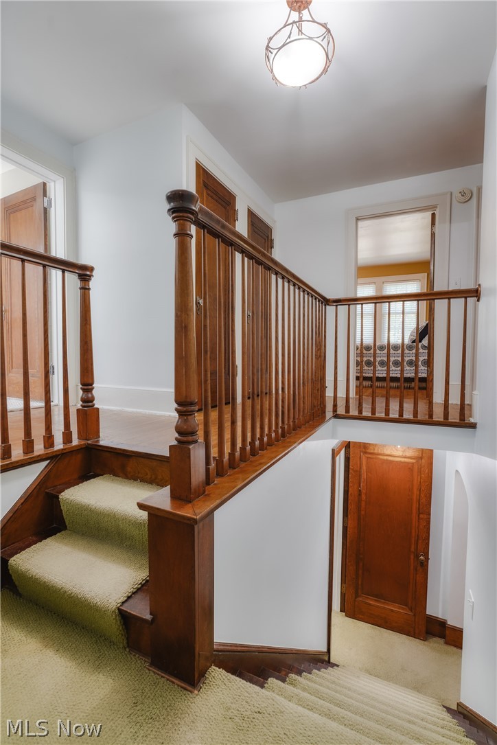 92 Grandin Road Akron, OH 44313 - Photo 12 of 35 Gallery Image 12