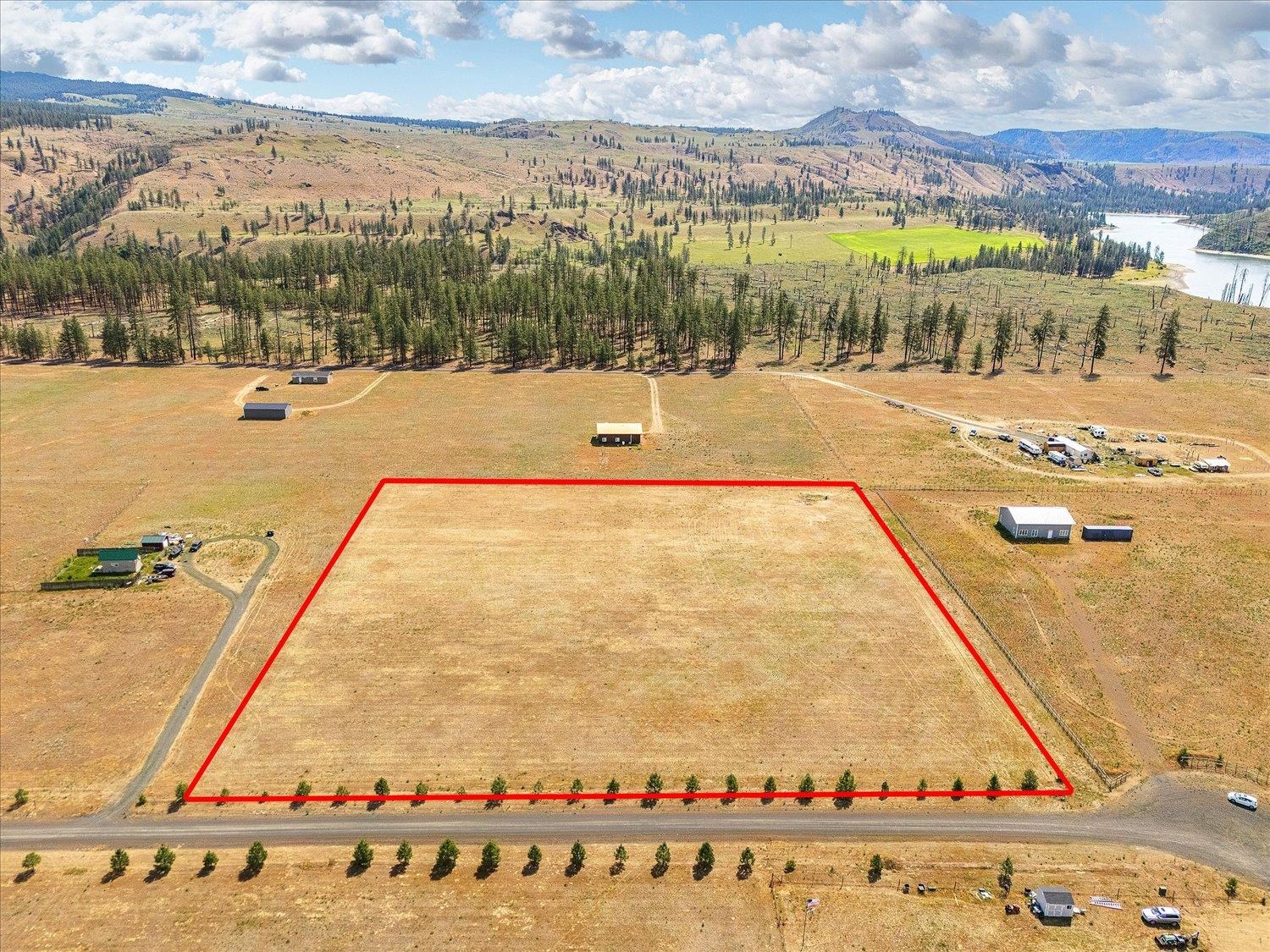 39754 Katy Lane North Davenport, WA 99122 - Photo 29 of 35