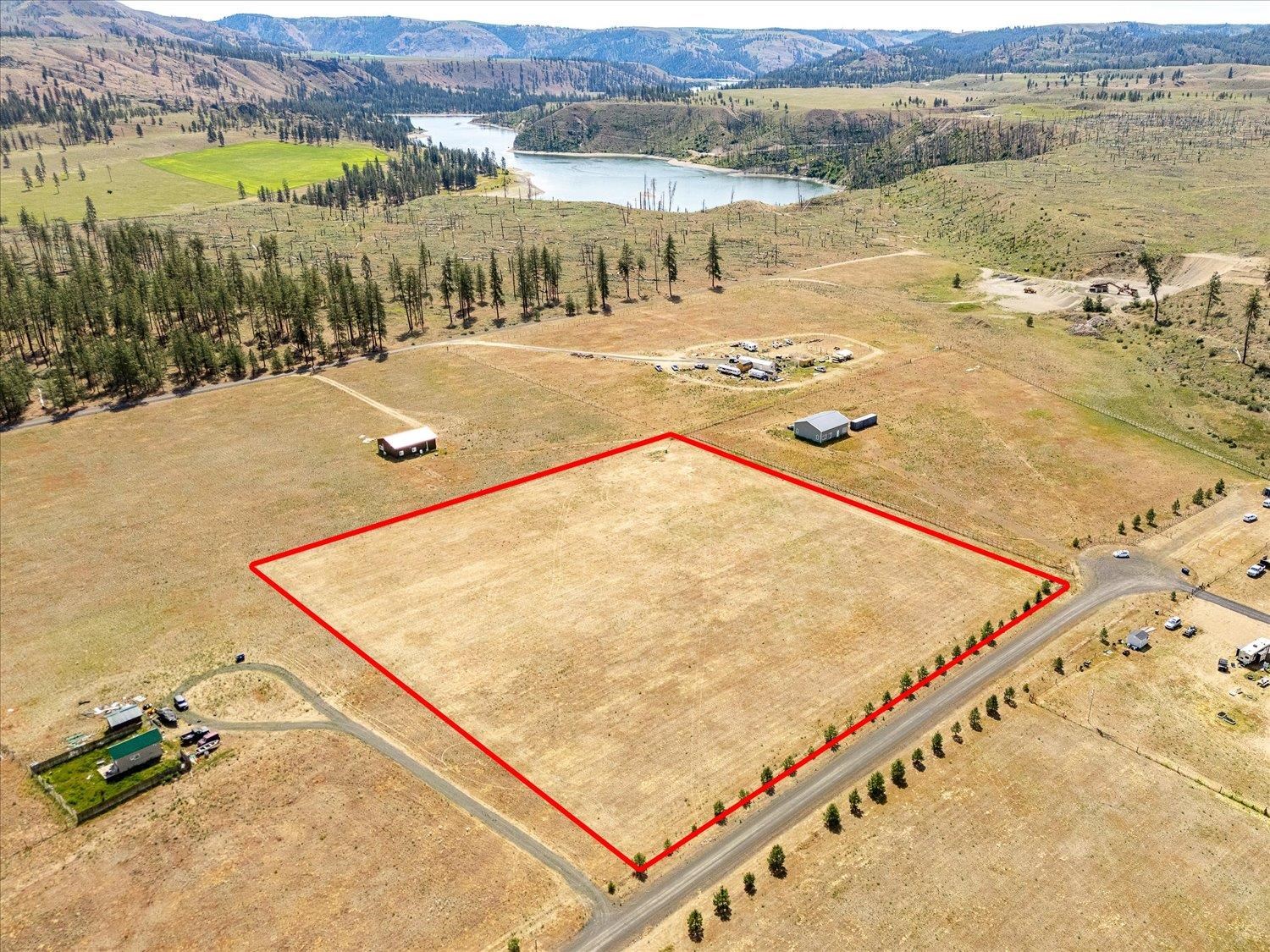 39754 Katy Lane North Davenport, WA 99122 - Photo 33 of 35