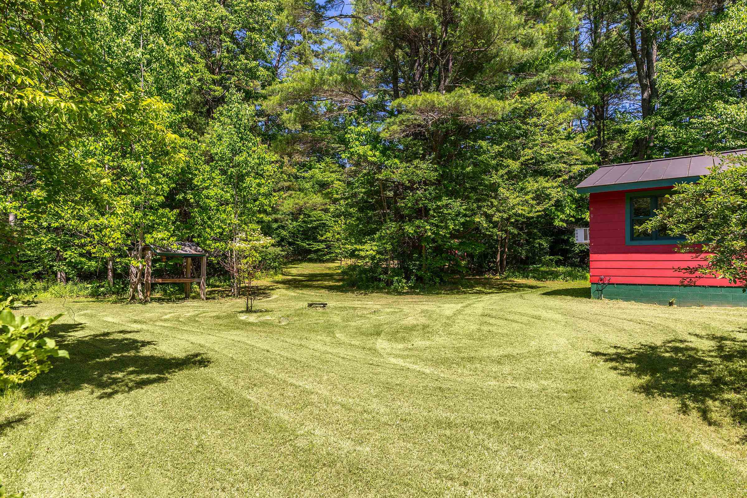 1111 Old Depot Road Shaftsbury, VT 05262 - Photo 45 of 60