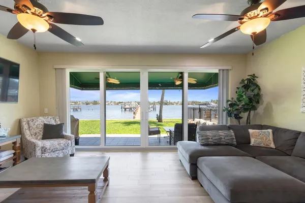 $5,000 | 316 North Lake Drive, Lantana, FL 33462