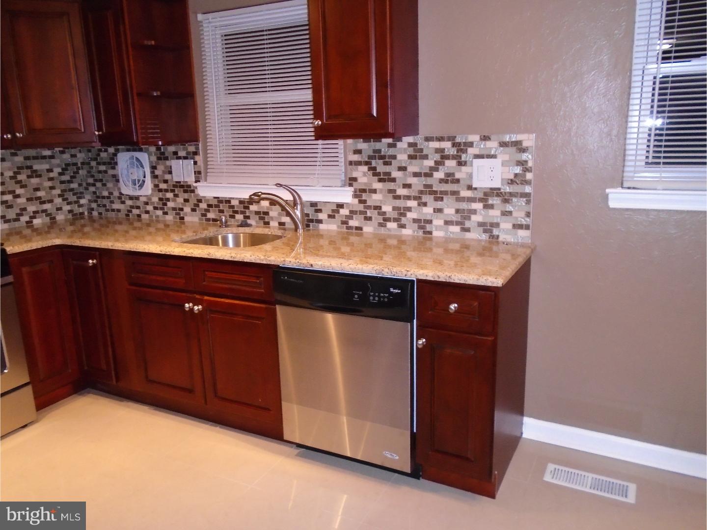 3342 Chesterfield Road Philadelphia, PA 19114 - Photo 2 of 13 Gallery Image 2