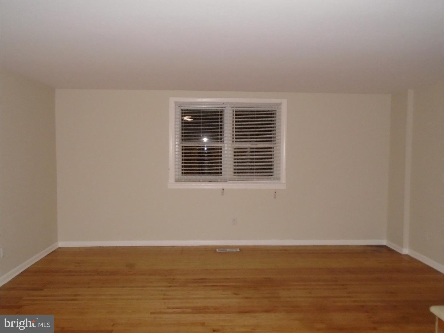 3342 Chesterfield Road Philadelphia, PA 19114 - Photo 6 of 13 Gallery Image 6