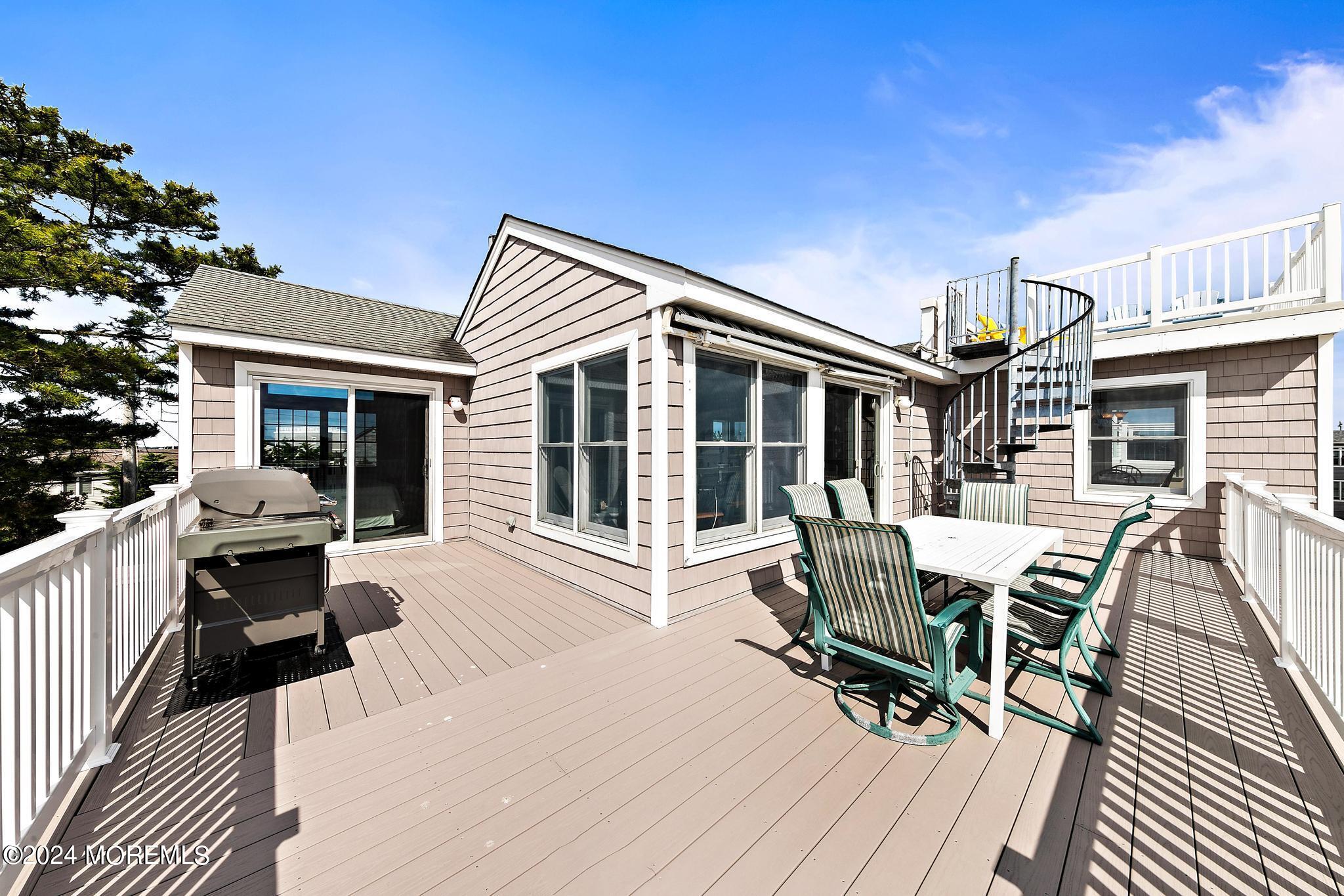 10 Arnold Boulevard Beach Haven, NJ 08008 - Photo 48 of 81 a view of a house with sitting area
