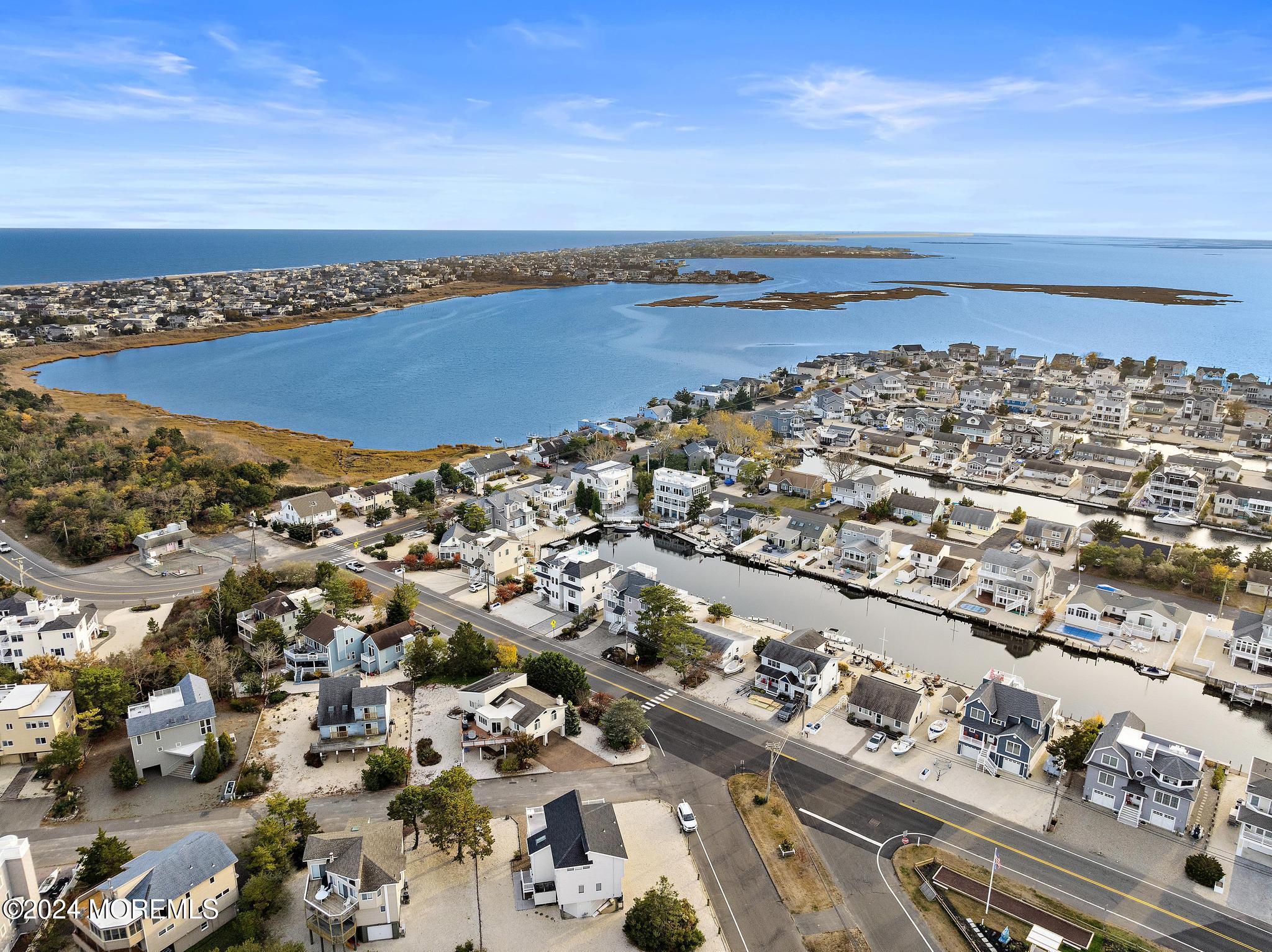 10 Arnold Boulevard Beach Haven, NJ 08008 - Photo 80 of 81 a view of a city
