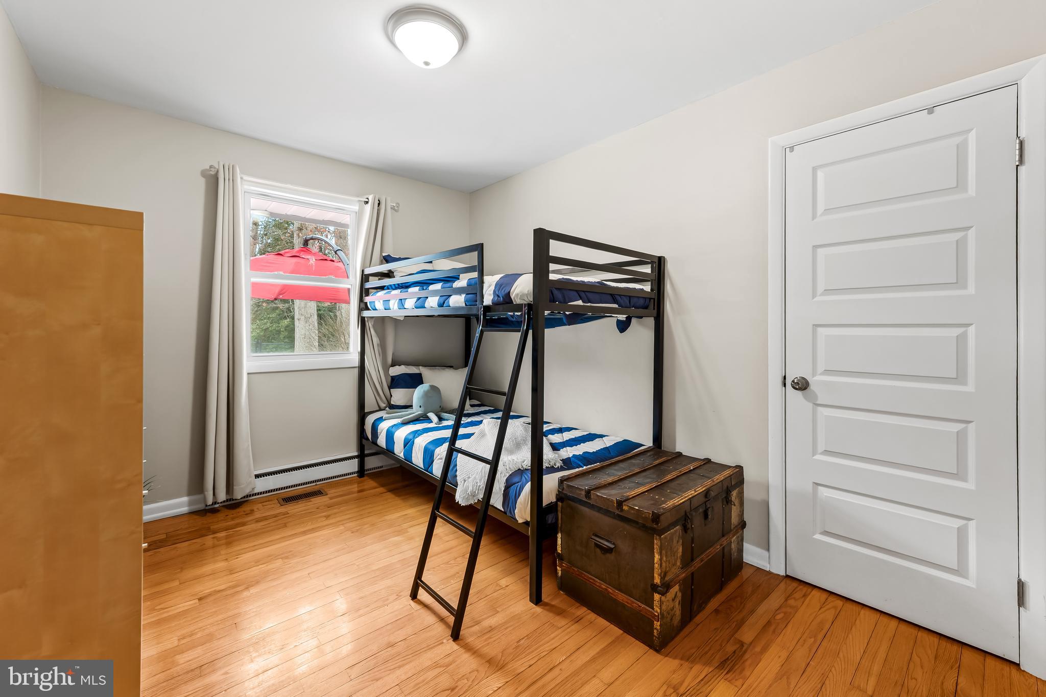 127 Cresston Road Arnold, MD 21012 - Photo 15 of 32 a room with furniture and wooden floor