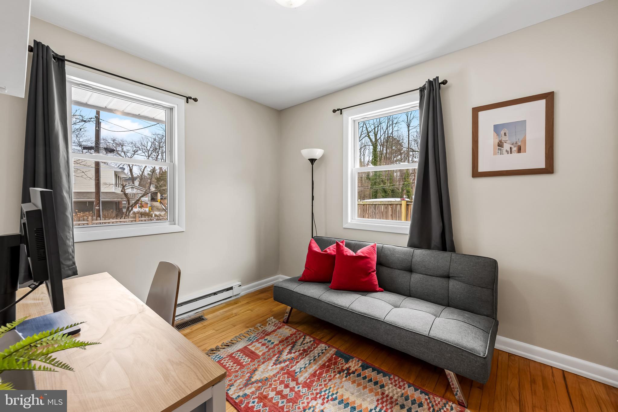 127 Cresston Road Arnold, MD 21012 - Photo 20 of 32 a living room with furniture and a window