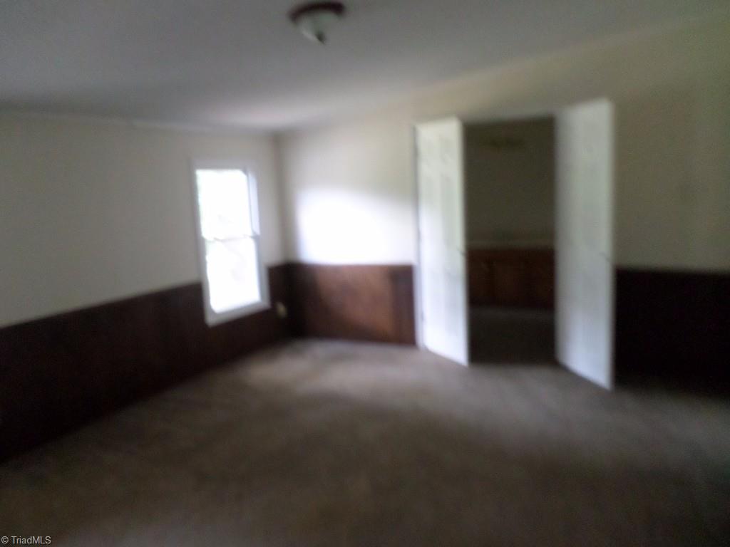1334 Gordon Road Pinnacle, NC 27043 - Photo 8 of 13