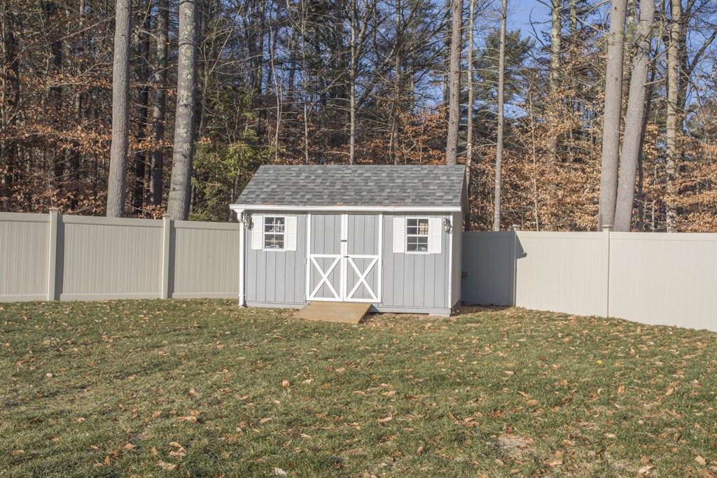397 North Avenue Rochester, MA 02770 - Photo 29 of 29