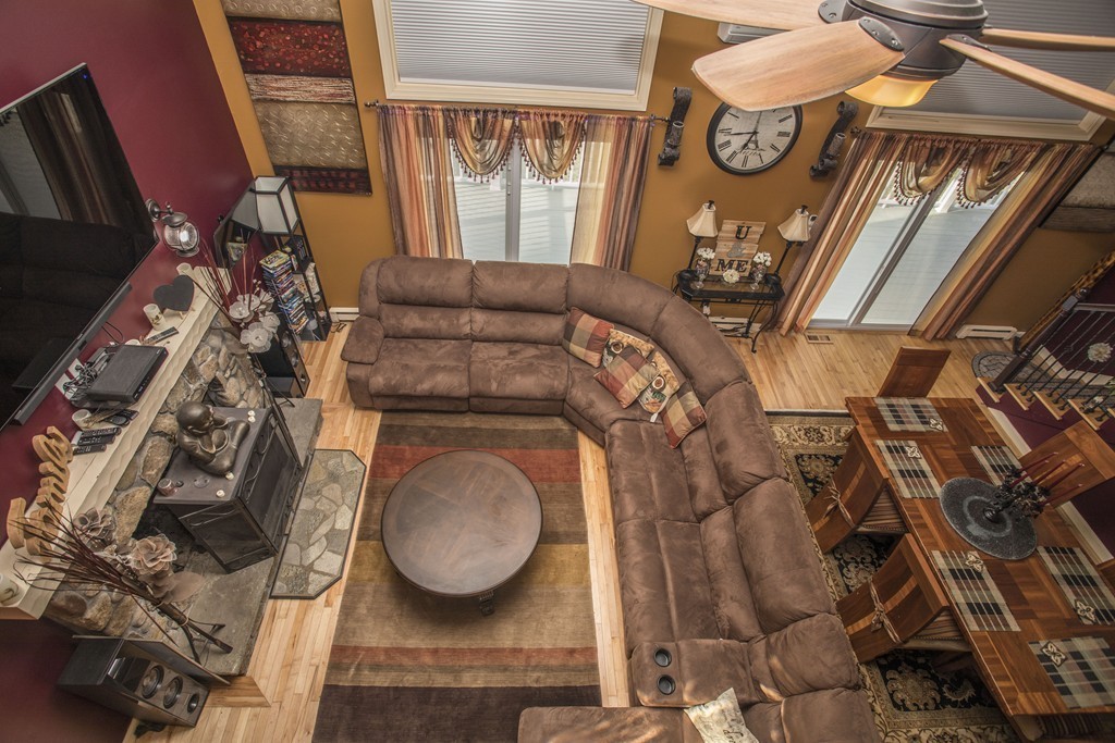397 North Avenue Rochester, MA 02770 - Photo 3 of 29