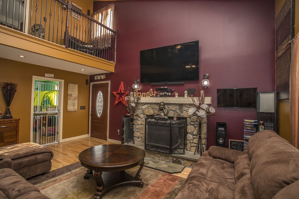 397 North Avenue Rochester, MA 02770 - Photo 8 of 29