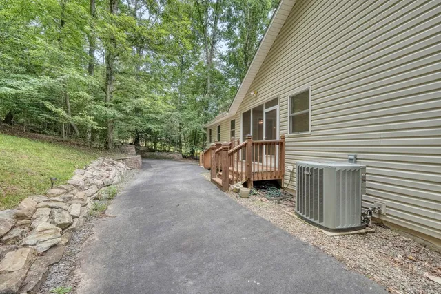 $474,000 | 2087 Wood Lake Lane, Young Harris, GA 30582