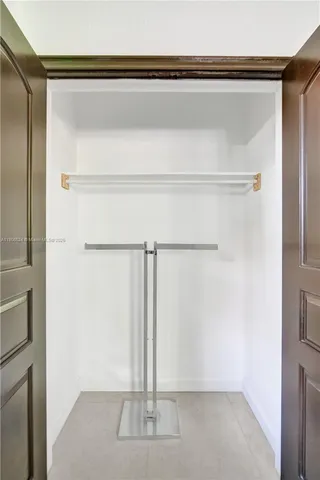 a view of a lake with house