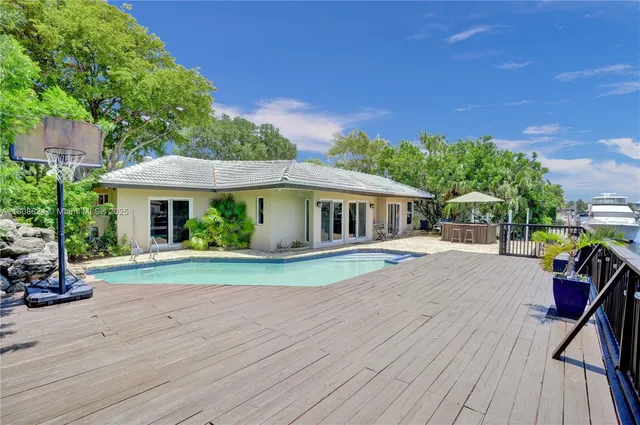 $6,999 | 3100 Northeast 56th Court, Fort Lauderdale, FL 33308