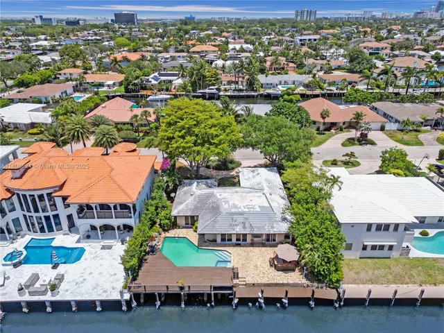 $6,999 | 3100 Northeast 56th Court, Fort Lauderdale, FL 33308