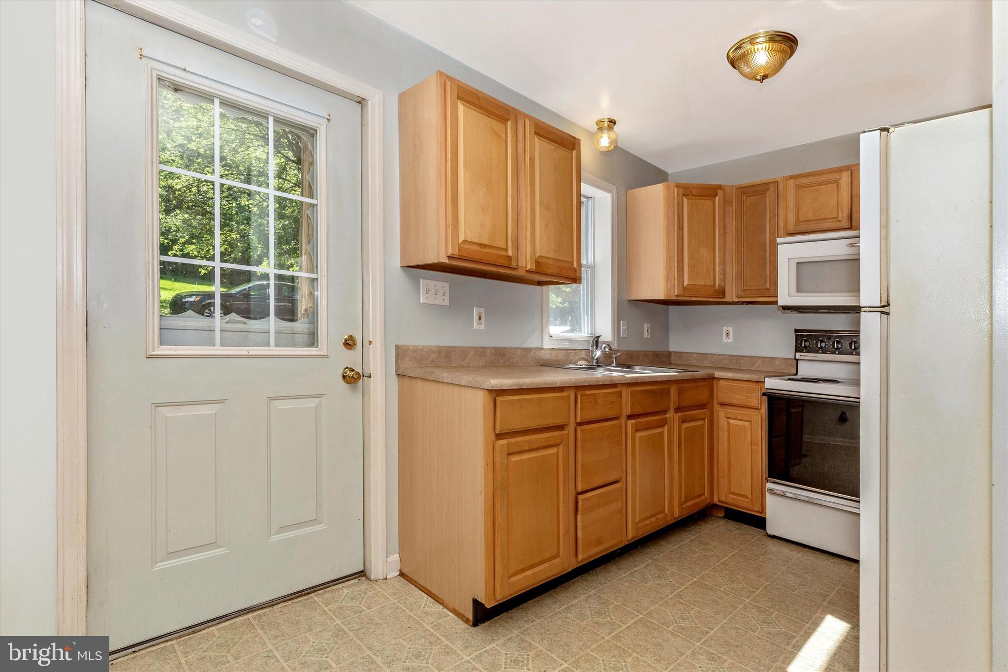 14043 Edgemont Road Smithsburg, MD 21783 - Photo 15 of 52 Kitchen