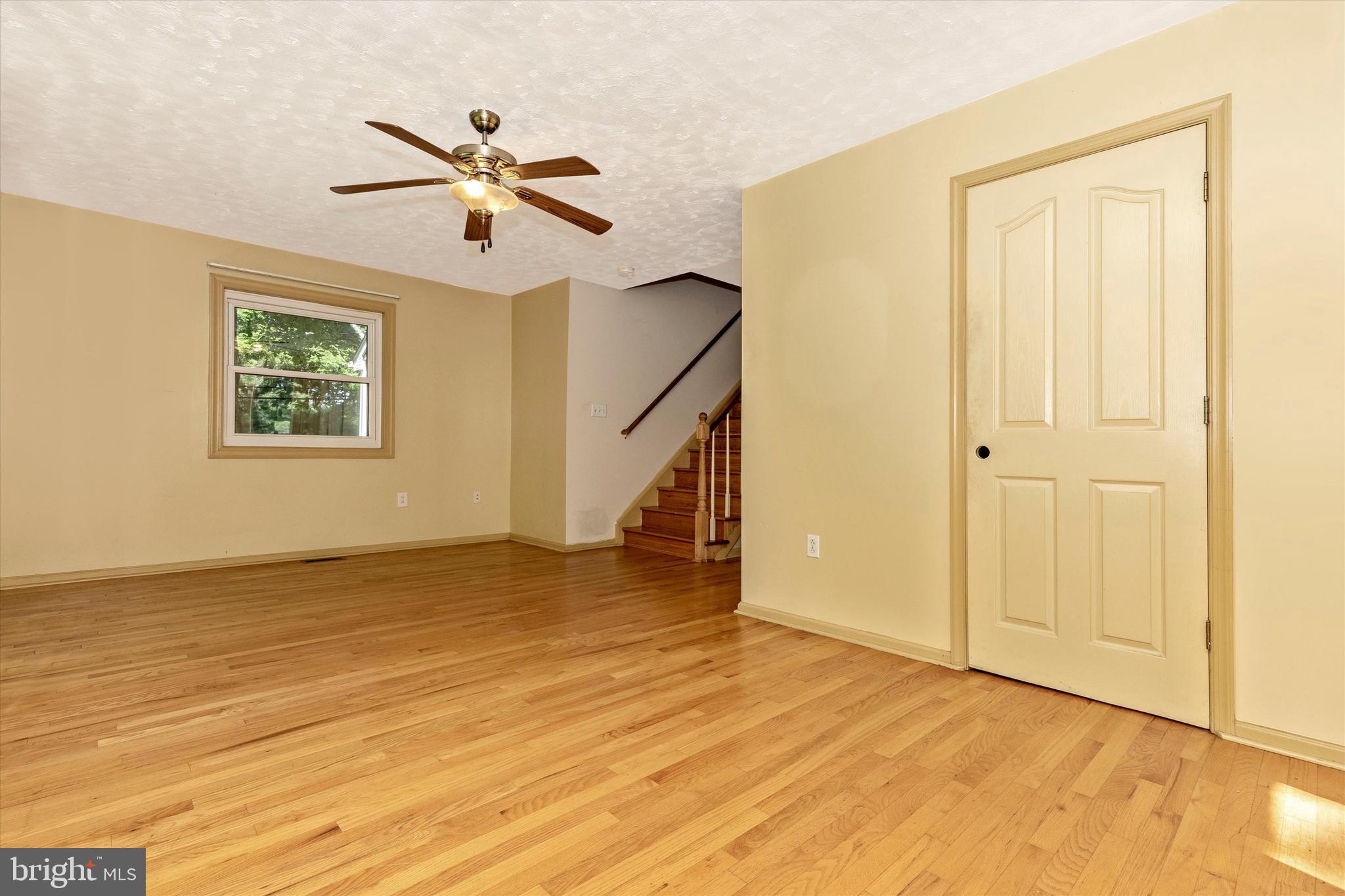 14043 Edgemont Road Smithsburg, MD 21783 - Photo 22 of 52 Dining Room