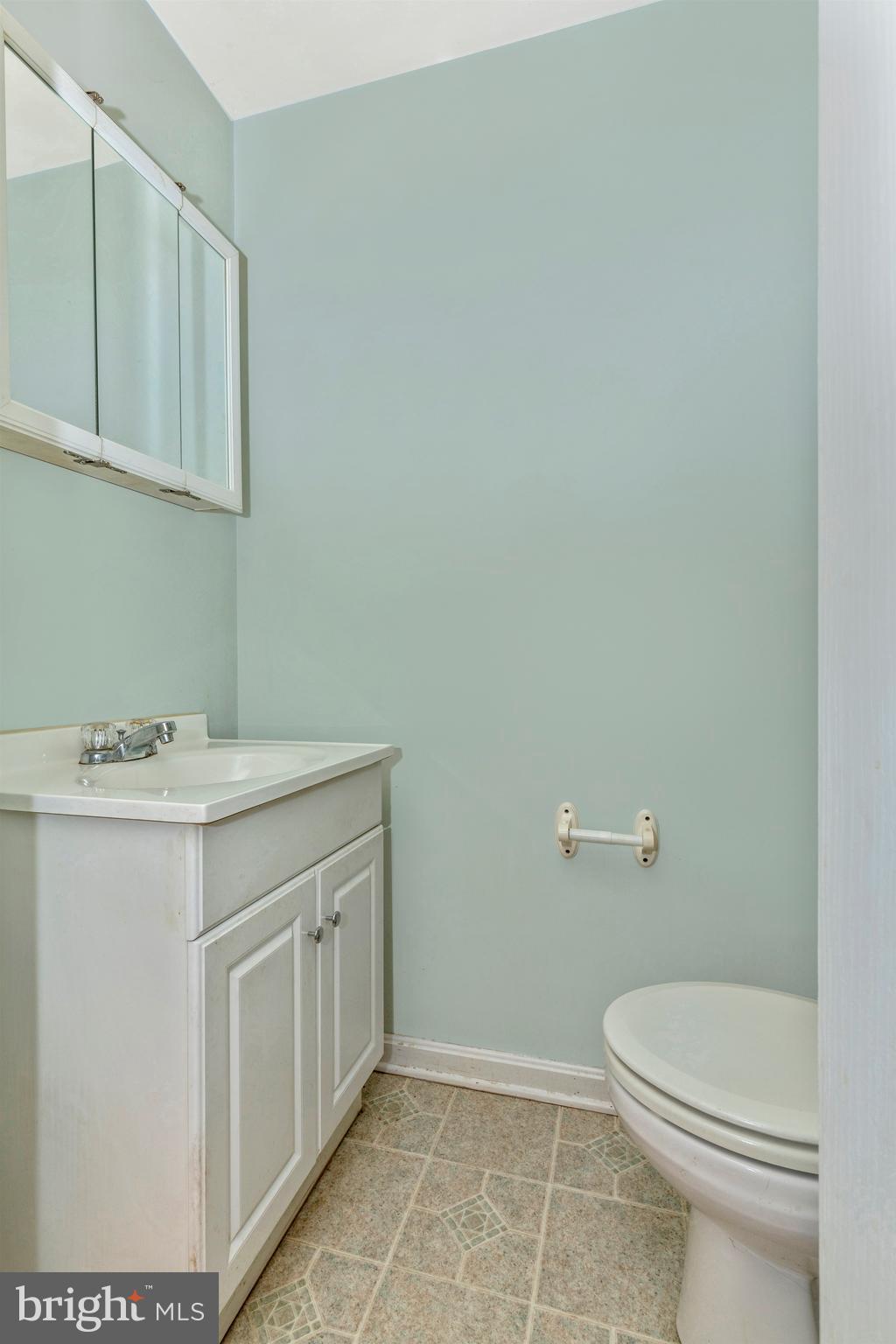 14043 Edgemont Road Smithsburg, MD 21783 - Photo 26 of 52 Main level