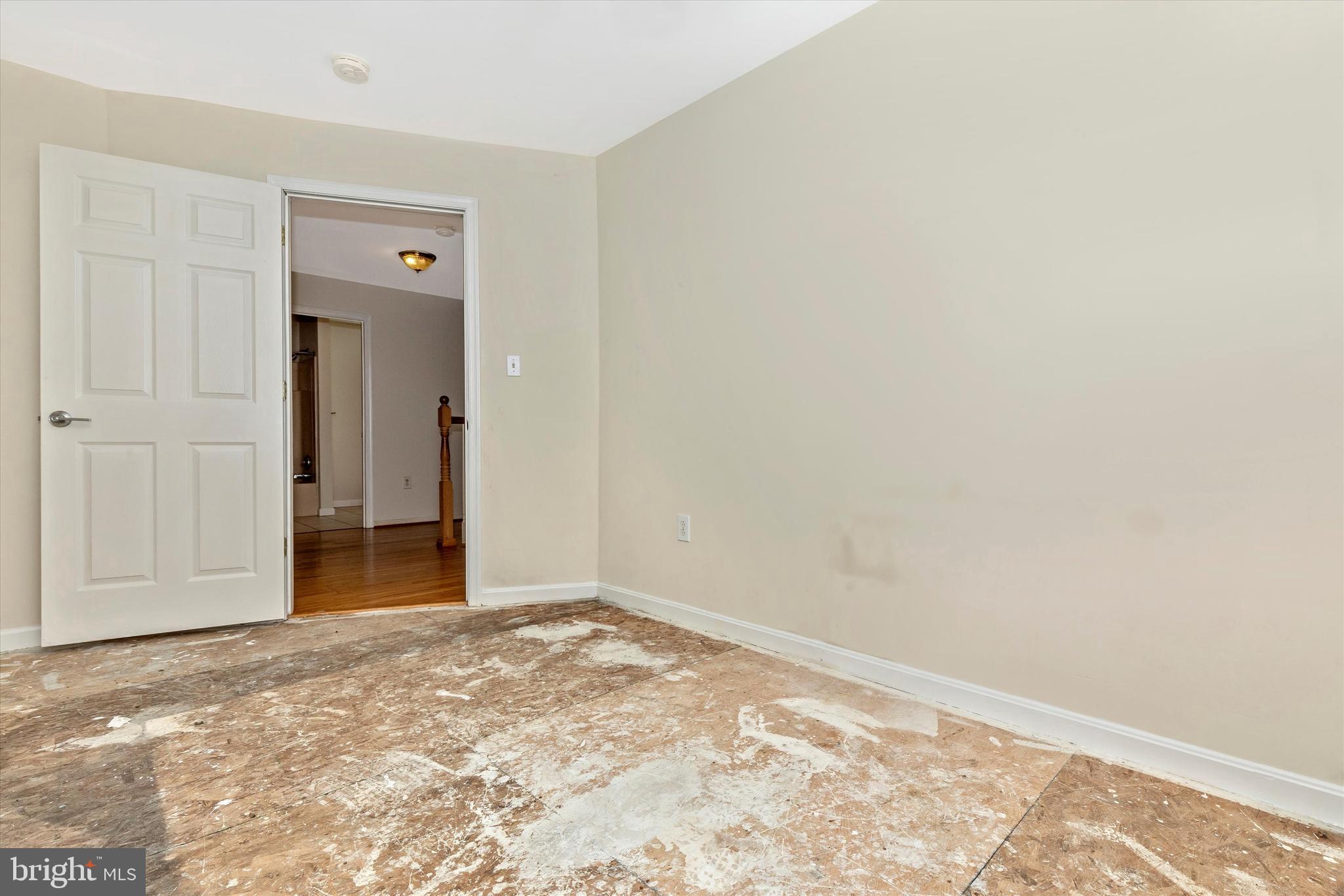 14043 Edgemont Road Smithsburg, MD 21783 - Photo 34 of 52 3rd bedroom (nursery or office)