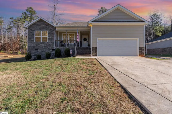 $320,000 | 520 Edens Road, Pickens, SC 29671