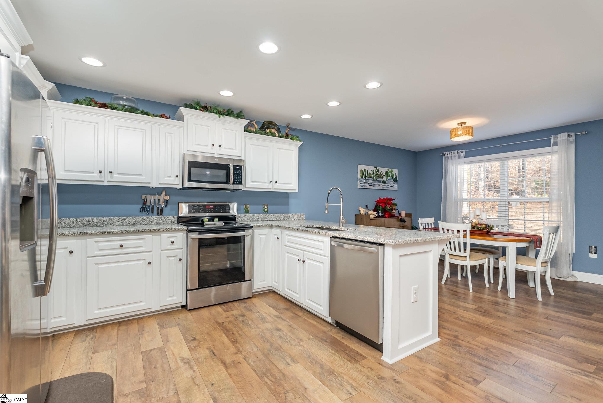 520 Edens Road Pickens, SC 29671 - Photo 12 of 30