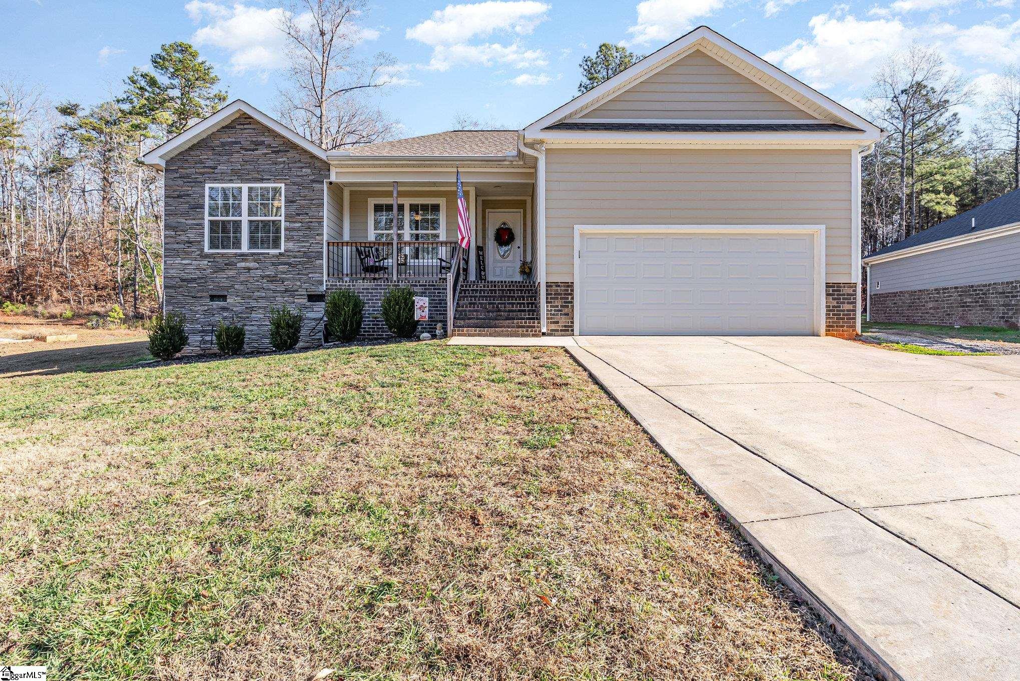 520 Edens Road Pickens, SC 29671 - Photo 2 of 30