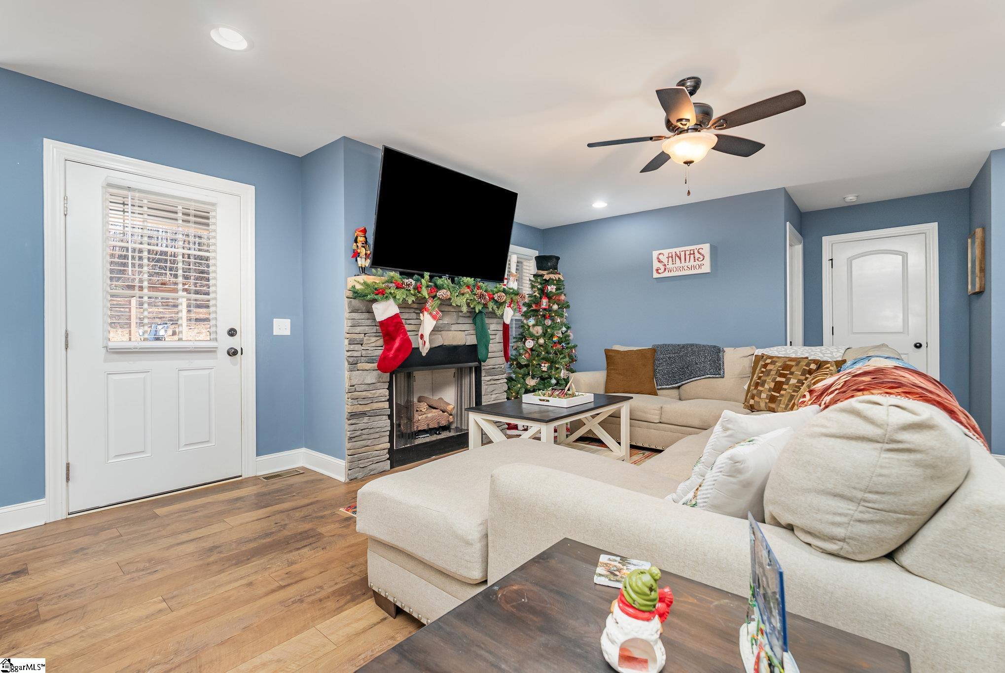 520 Edens Road Pickens, SC 29671 - Photo 8 of 30