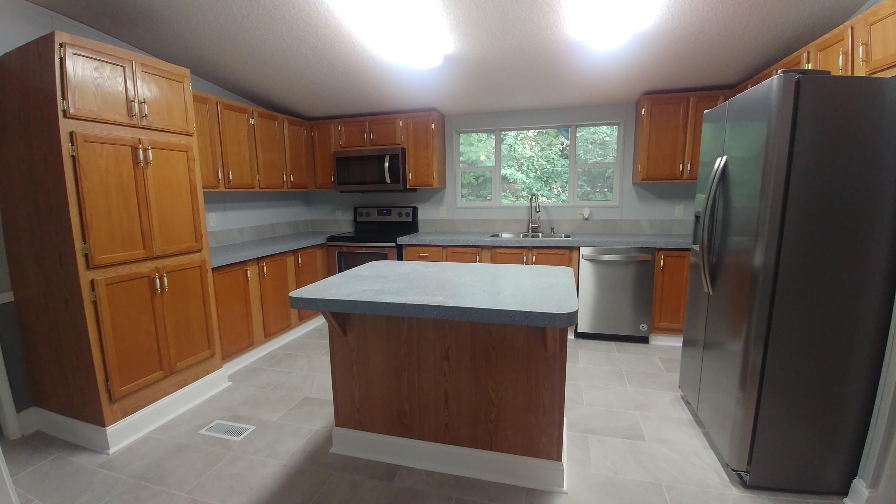 606 Humphrey Road Walland, TN 37886 - Photo 12 of 25 1012191119