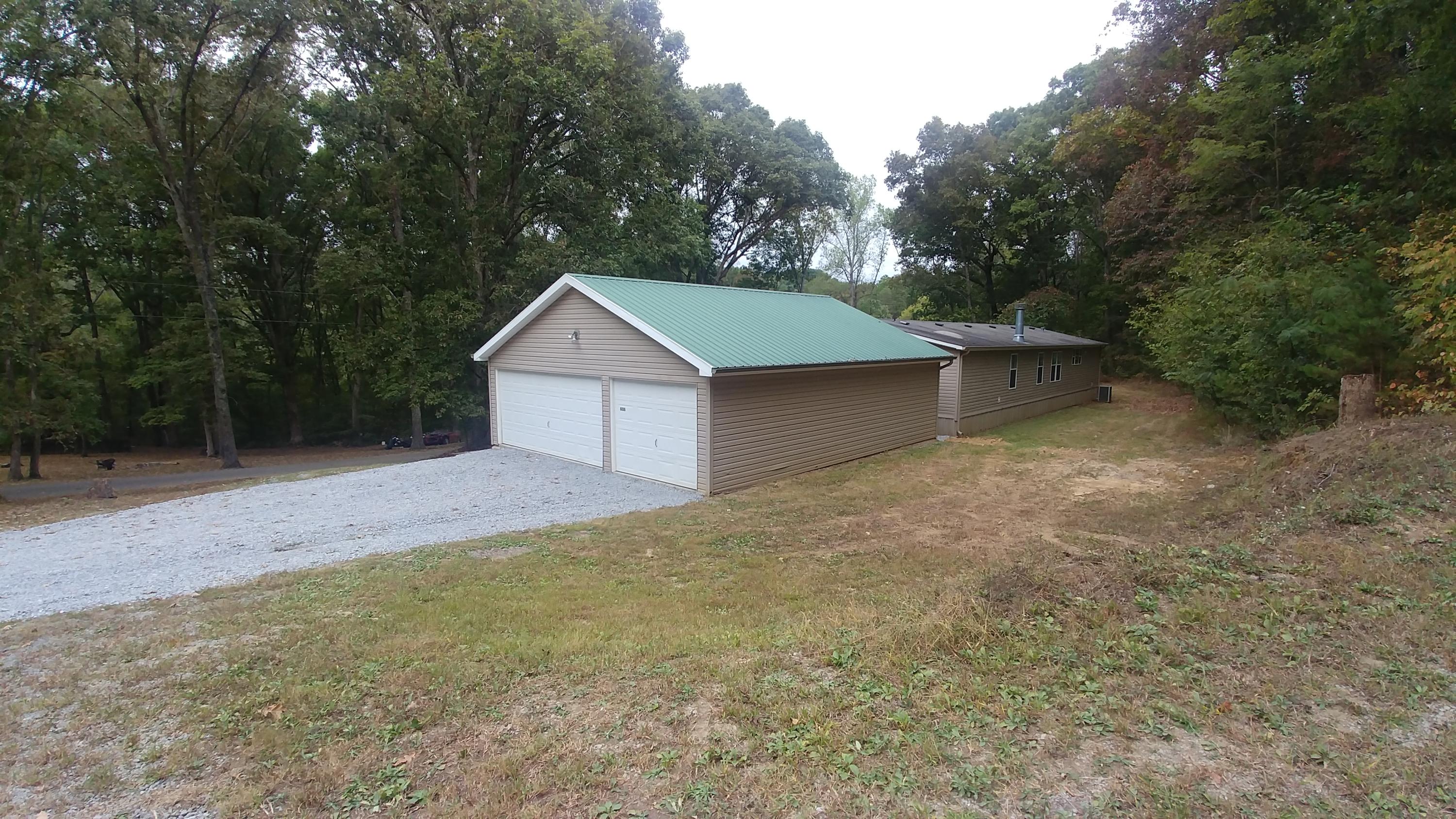 606 Humphrey Road Walland, TN 37886 - Photo 7 of 25 1012191117