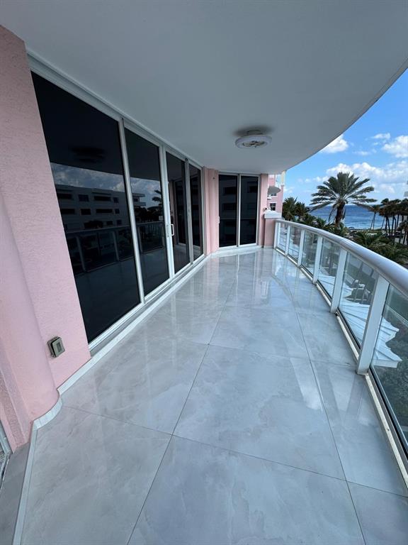 2051 Southeast 3rd Street, Unit 406 Deerfield Beach, FL 33441 - Photo 2 of 61