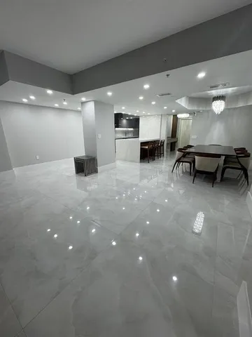 $1,400,000 | 2051 Southeast 3rd Street, Unit 406, Deerfield Beach, FL 33441