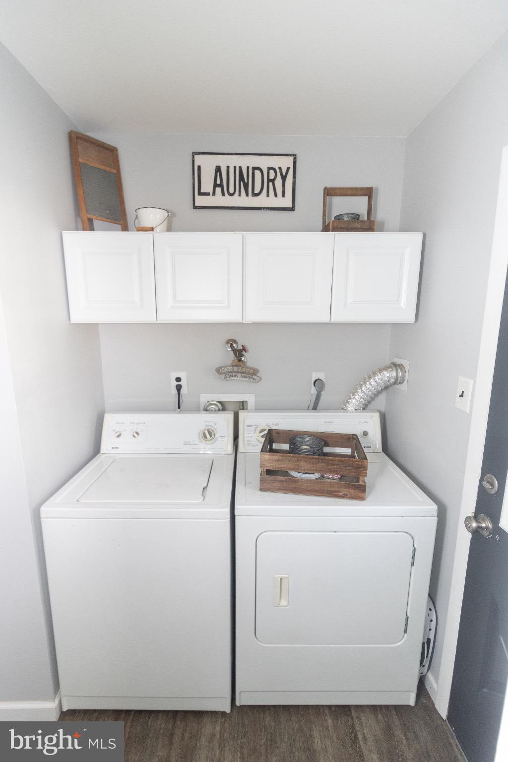 70 Tarnsfield Road Westampton, NJ 08060 - Photo 30 of 35 Charming laundry nook with modern appeal.