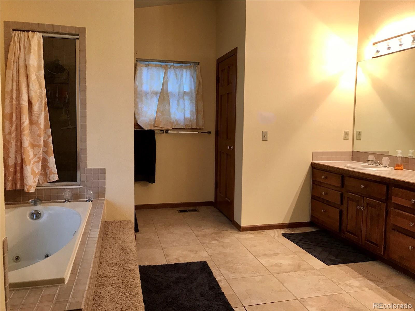 1494 Arrowhead Road Highlands Ranch, CO 80126 - Photo 20 of 33 Gallery Image 20