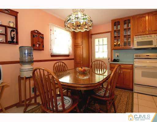 241 North Hill Road Colonia, NJ 07067 - Photo 4 of 10 Gallery Image 4