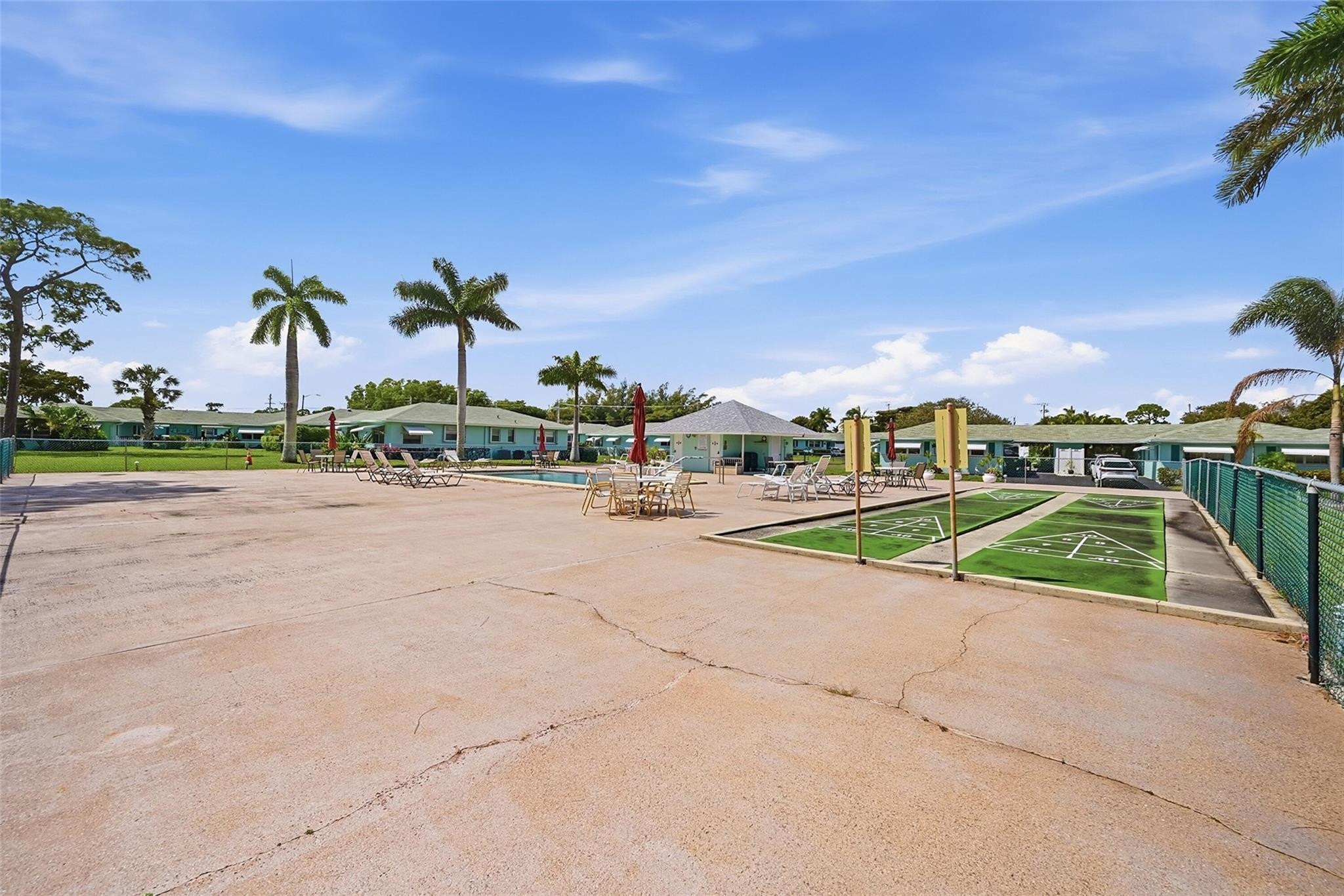 602 Hummingbird Lane, Unit 602 Delray Beach, FL 33445 - Photo 29 of 31