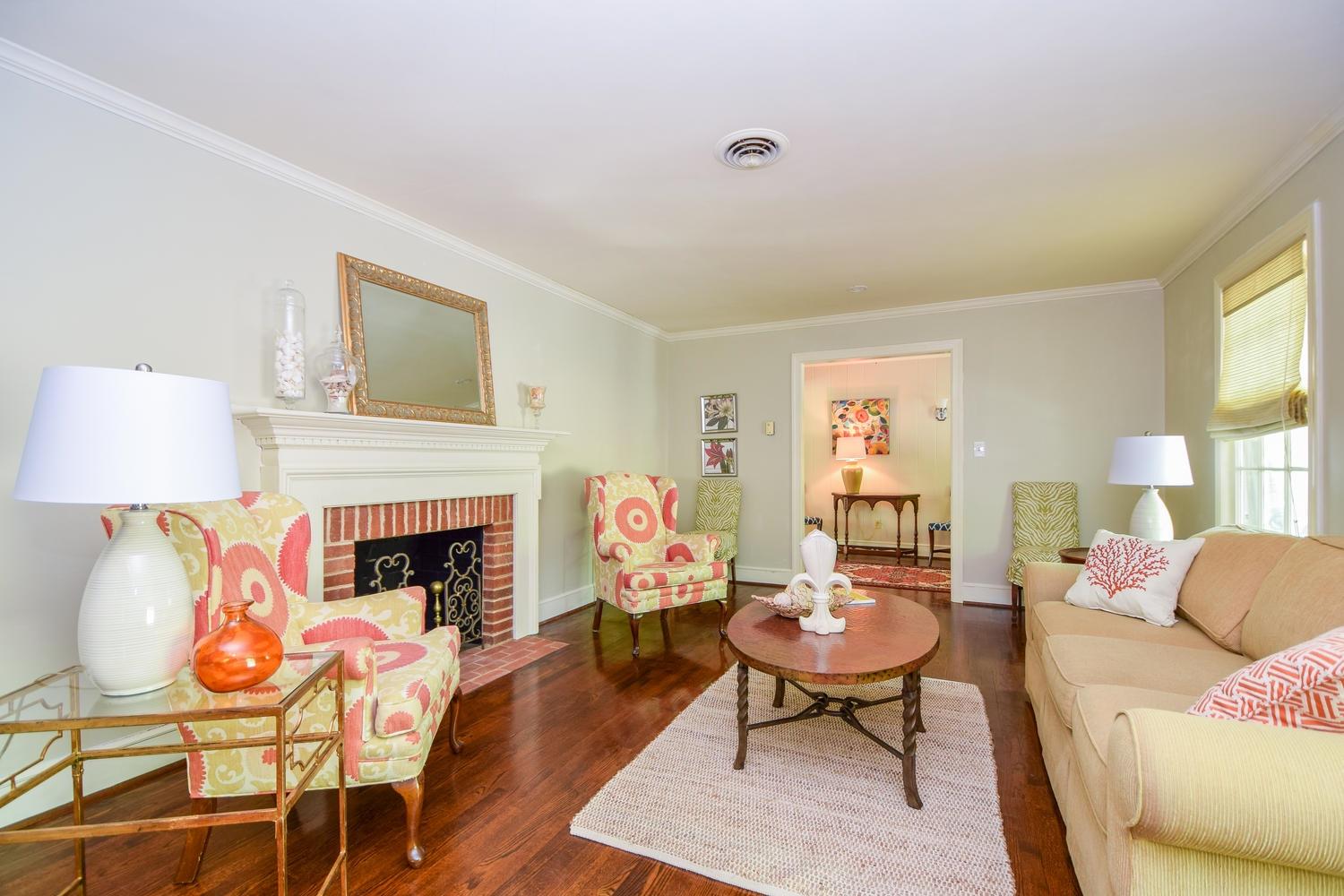 5105 Falcon Ridge Road Roanoke, VA 24018 - Photo 8 of 32 a living room with furniture and a fireplace