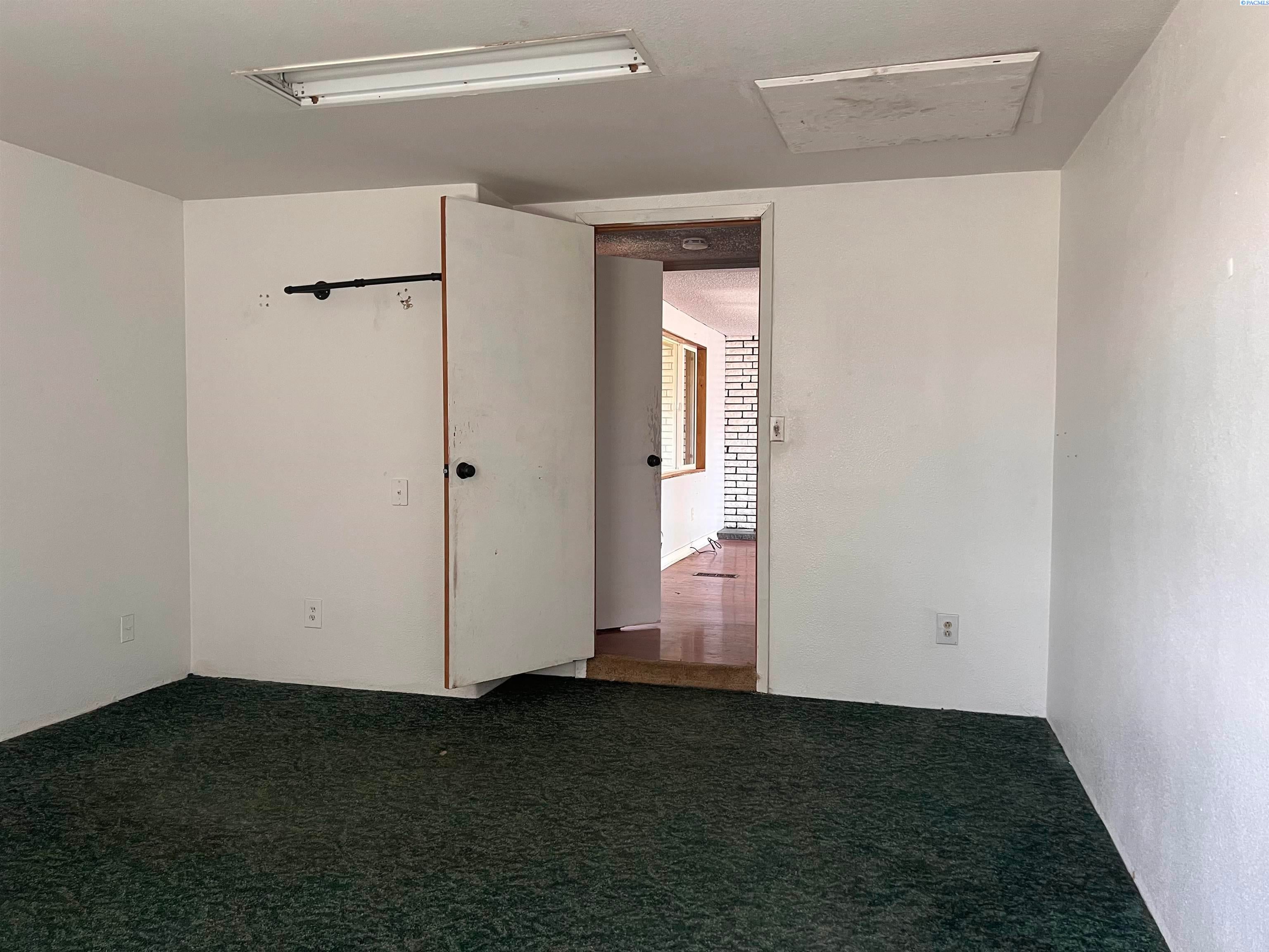 1214 Horne Road Benton City, WA 99320 - Photo 6 of 16 Gallery Image 6